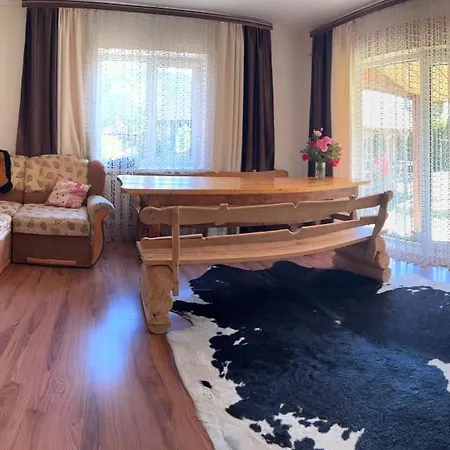 лісова пісня Gæstehus *